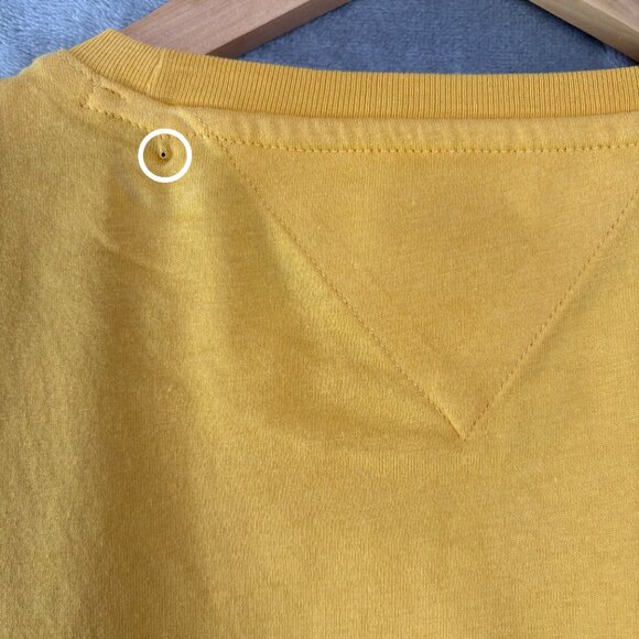 Tommy Jeans Womens Preppy Casual T-Shirt Sz S or M Yellow Short Sleeve Crew Neck - Picture 9 of 10